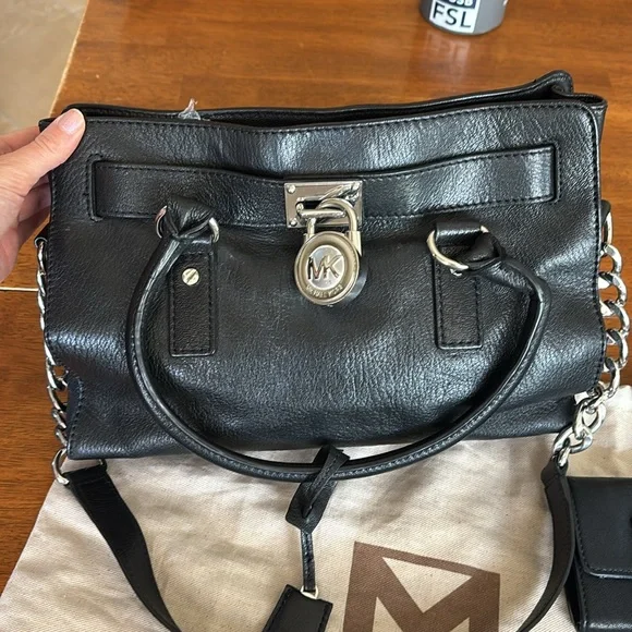 MICHAEL KORS HAMILTON purse & wallet - Picture 2 of 11